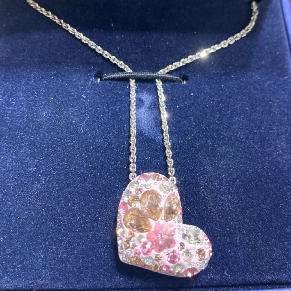 Swarovski‎ Jewelry - Swarovski Alana Pink Heart Pendant Necklace